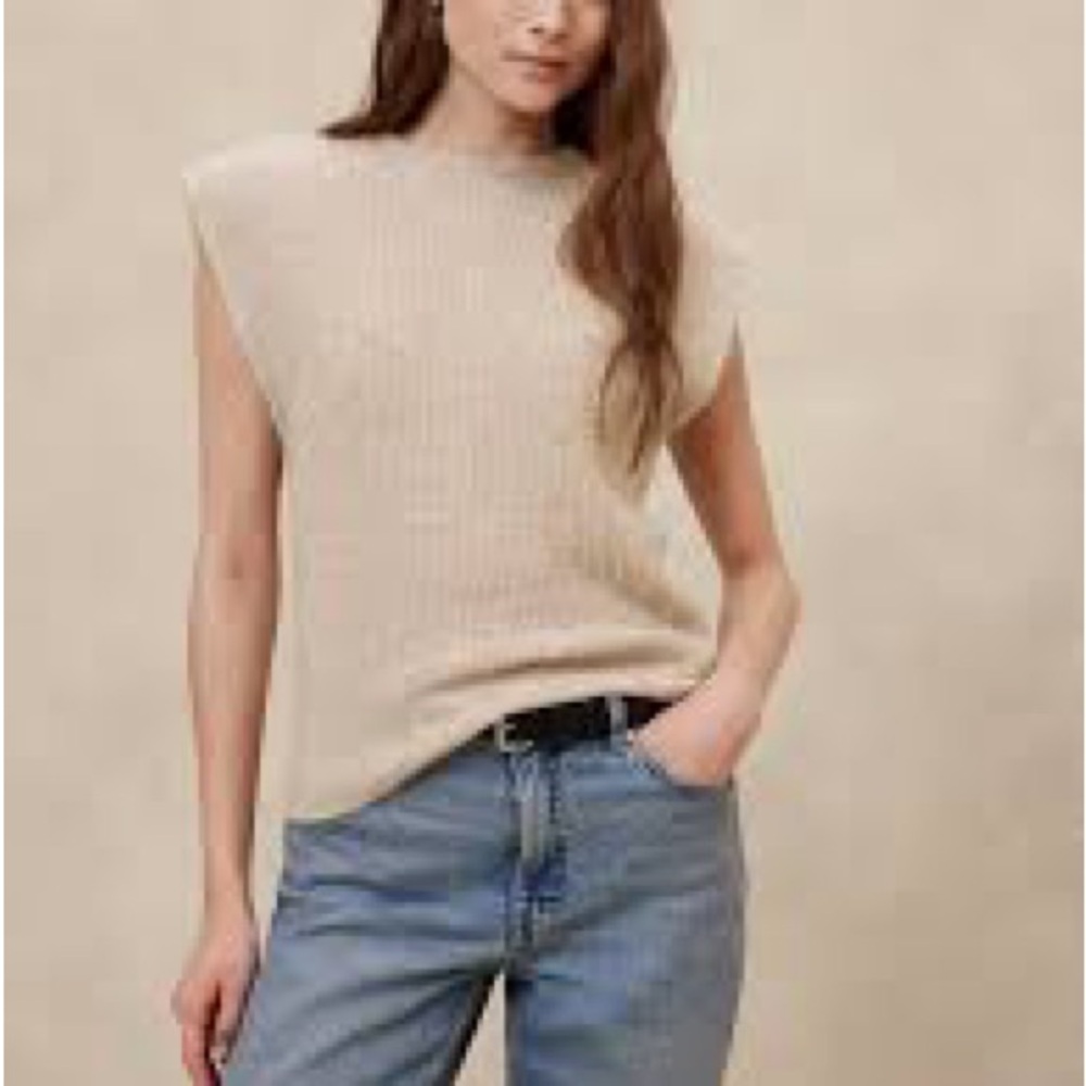 Banana Republic Cream Knit Sweater